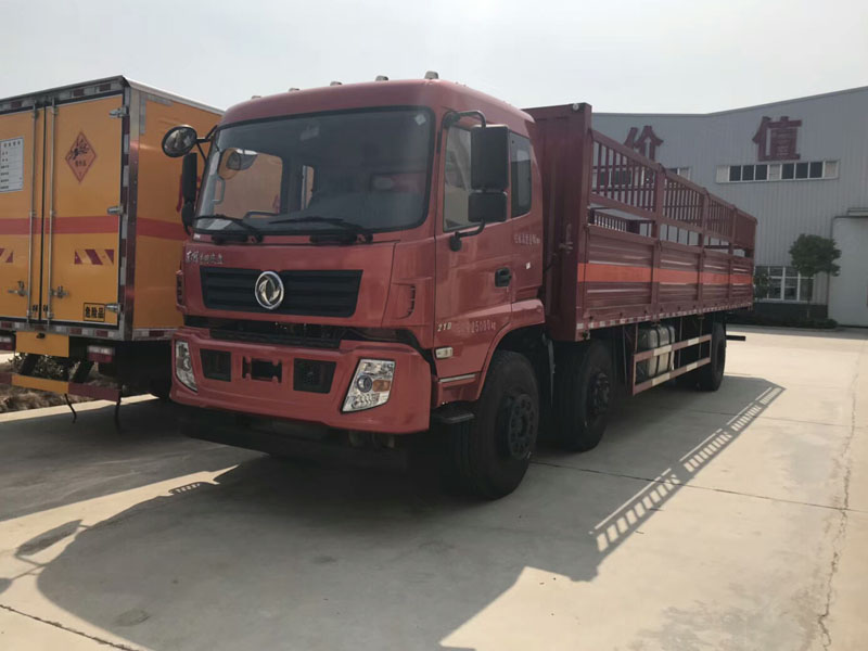 東風(fēng)9.5米(15.3噸)氣瓶車